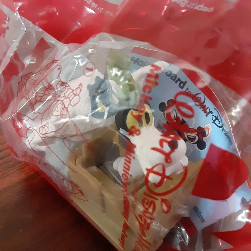 McDonalds Mickey&Minnie Runaway Railway #1